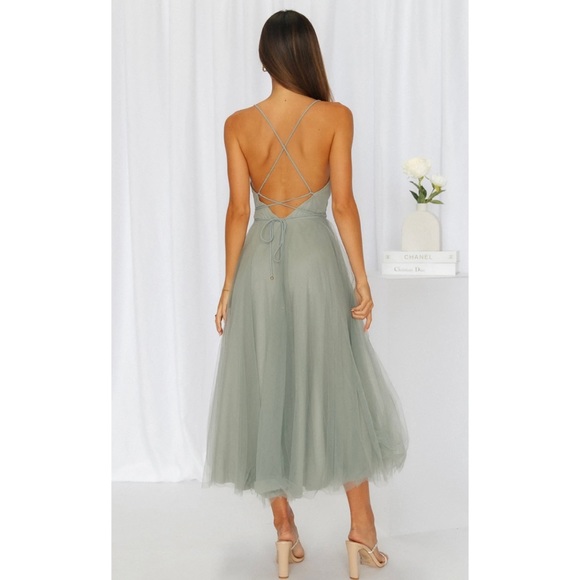 SIGNAL MY WAY MIDI DRESS SAGE - Picture 2 of 4